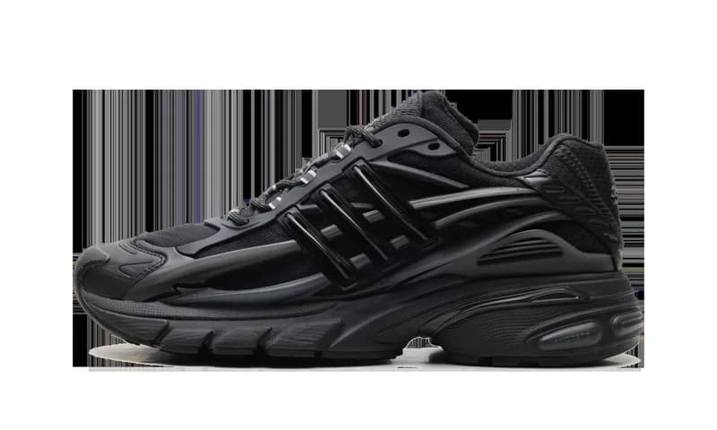 Adistar Jellyfish "Pharrell Williams - Triple Black" KJ3841