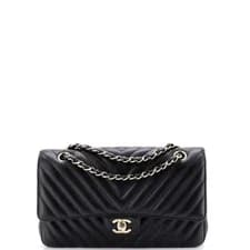 Chanel — Chanel Classic Double Flap Bag Chevron Lambskin Medium — Handbag — resale