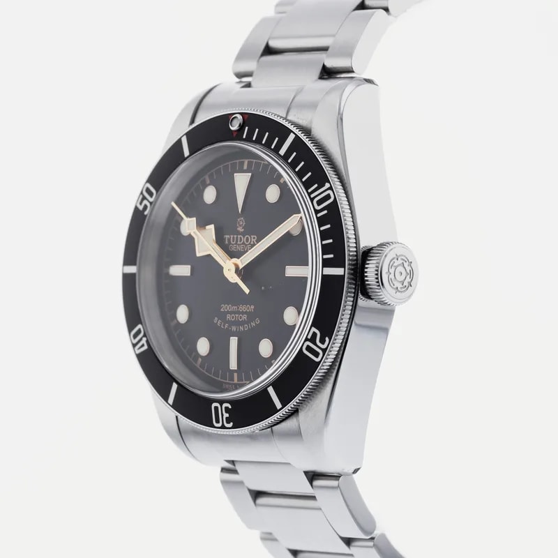 Tudor Heritage Black Bay Black 79230 2