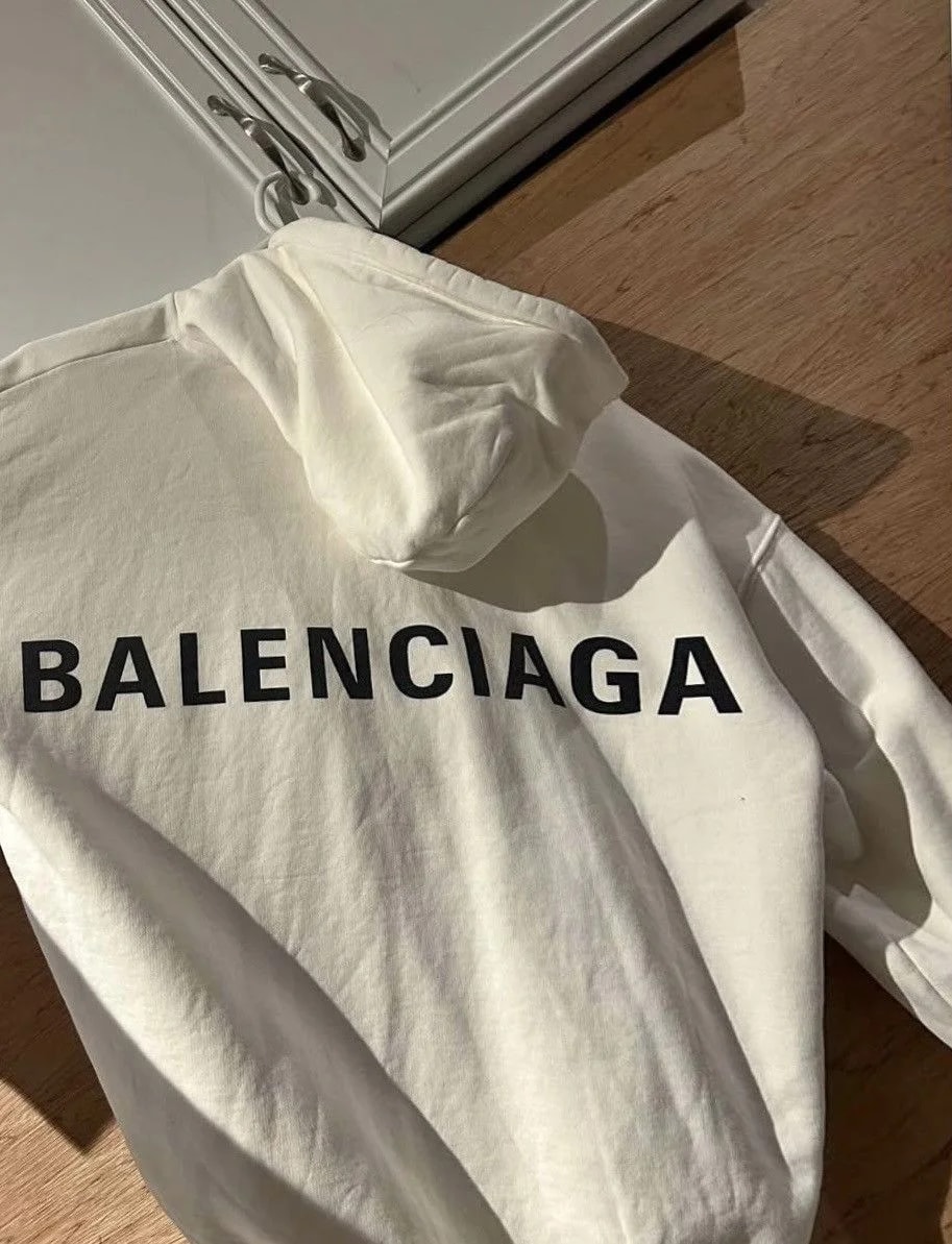 Balenciaga — Balenciaga Logo Hoodie — streetwear — resale