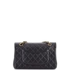 Chanel Classic Double Flap Bag Quilted Medium 3