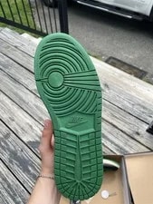 Air Jordan 1 4