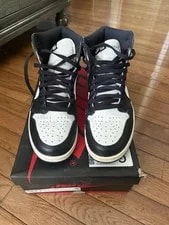 Air Jordan — Air Jordan 1 Retro High OG — Sneaker — resale