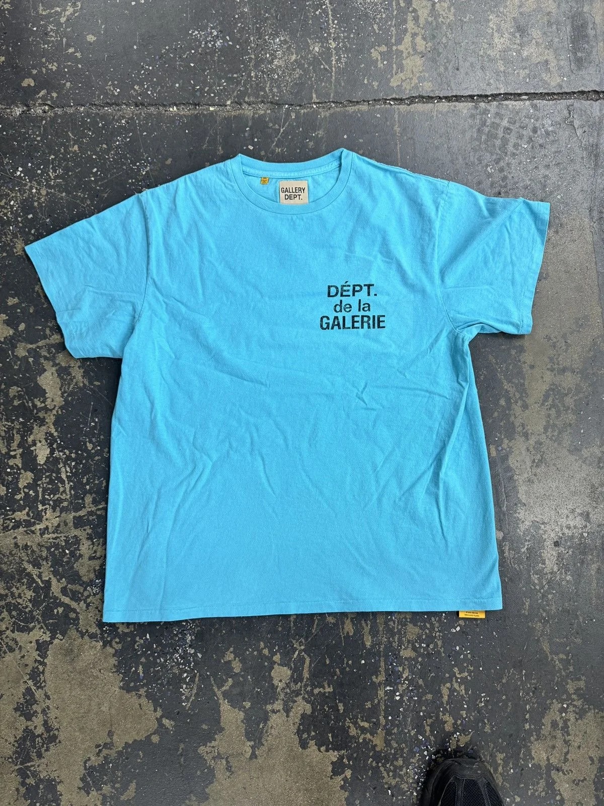 Gallery Dept Tee — streetwear — resale