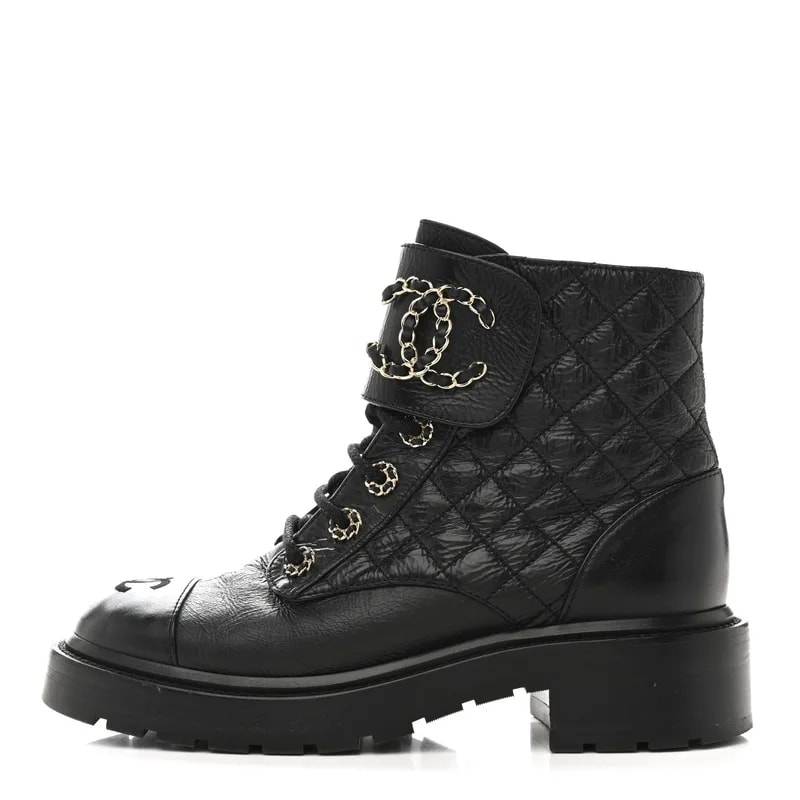 Chanel — Shiny Quilted Lace Up Combat Boots 37 — Designer Shoe — resale