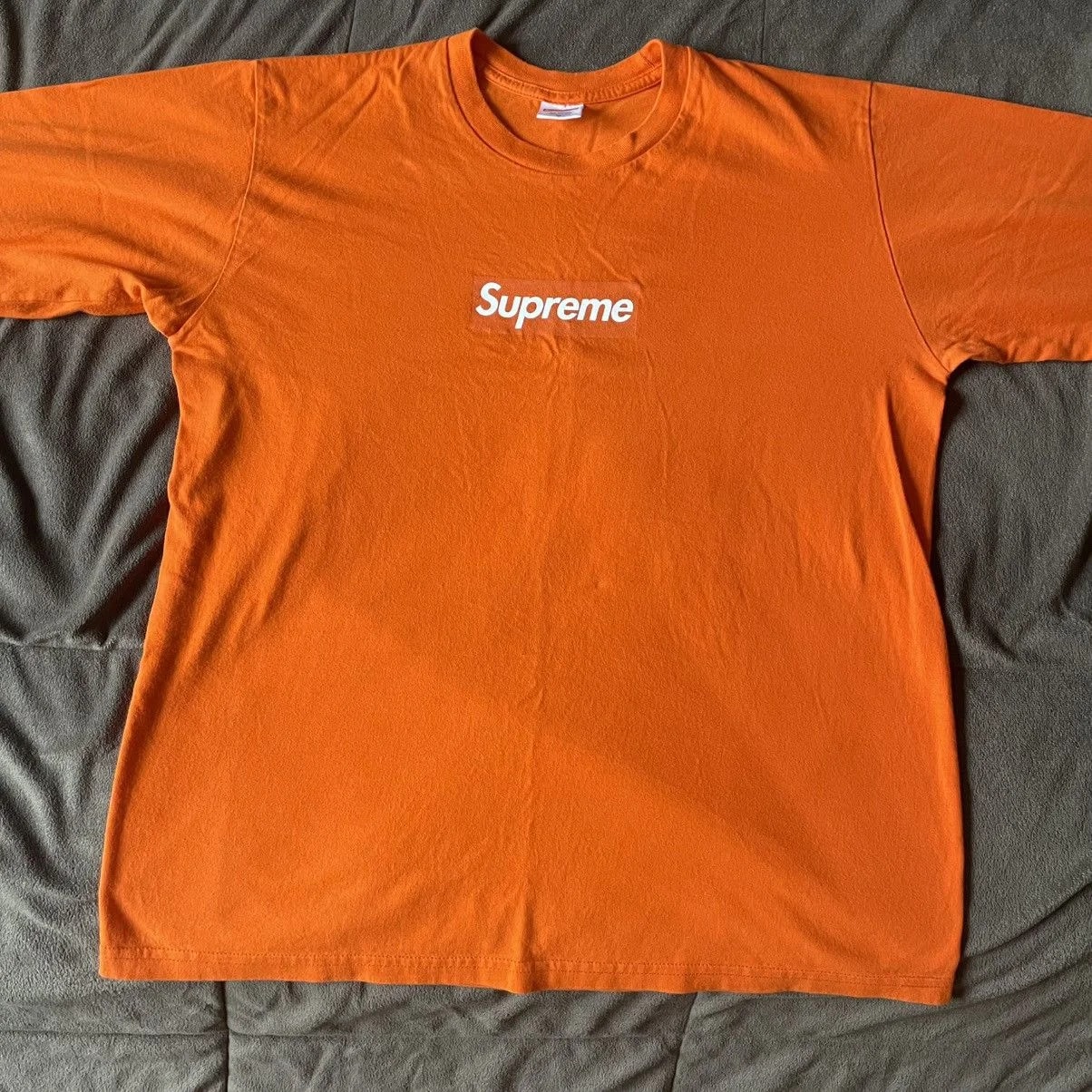 Supreme — Supreme Box Logo Long Sleeve — streetwear — resale