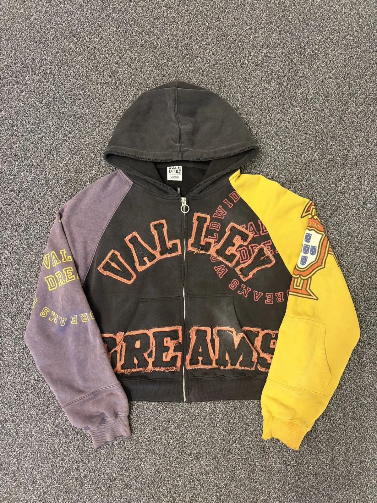 Vale Forever Crest Zip Up Hoodie — streetwear — resale
