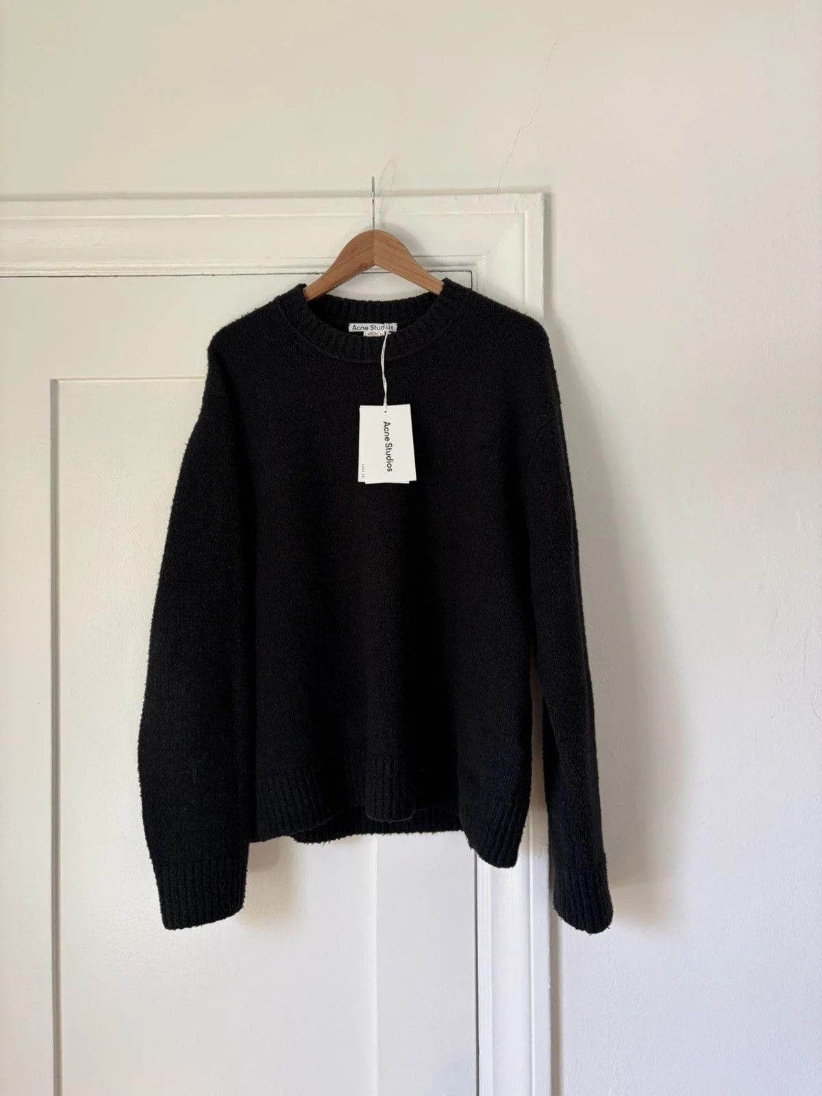 Acne Studios — Acne Studios Blend Sweater [ L ] — streetwear — resale