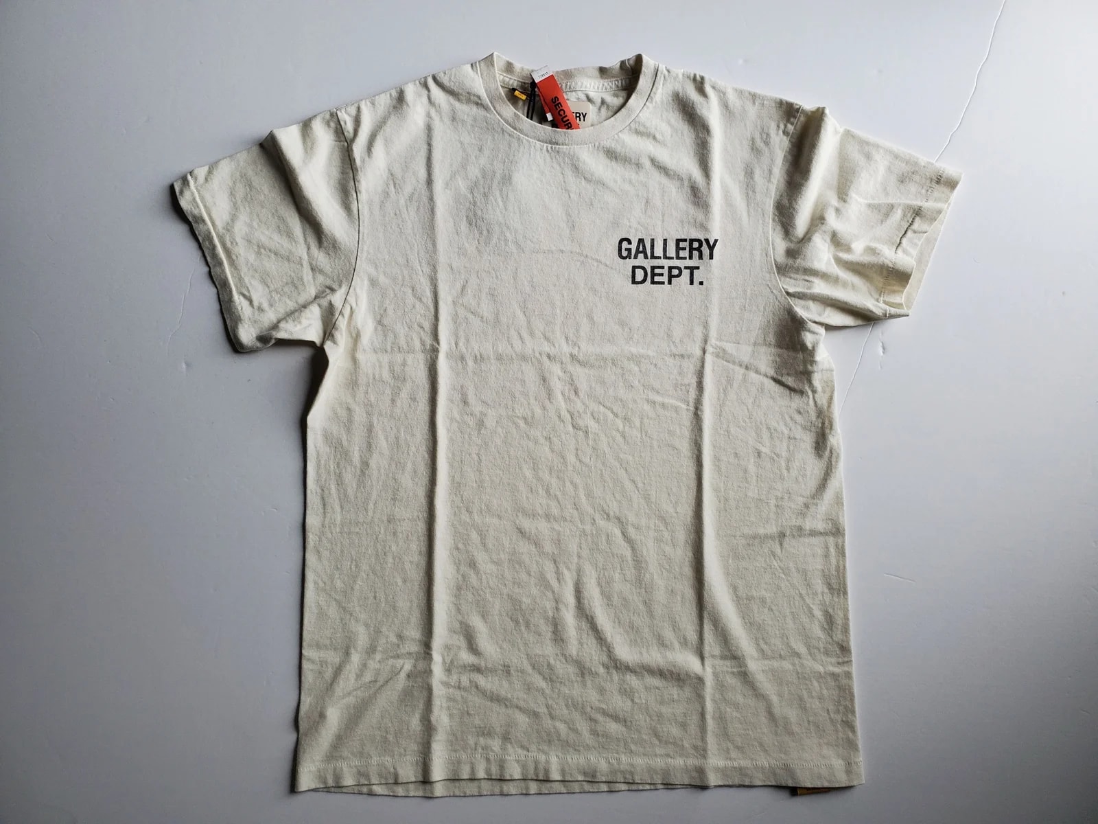 NEW Gallery Dept. Souvenir T-Shirt Tee Cream M — streetwear — resale