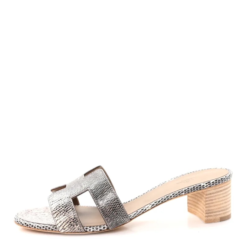 Hermès — Oasis Sandals 40 — Designer Shoe — resale