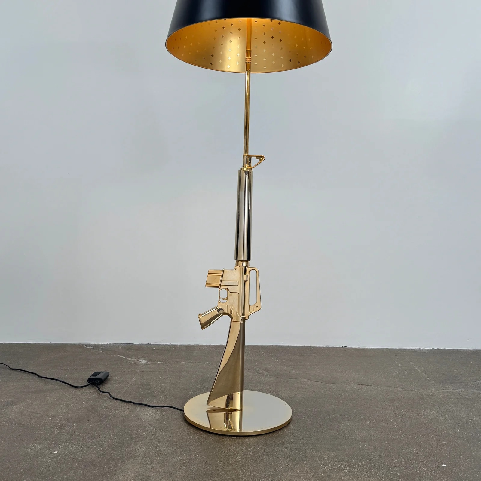 Flos Guns Lounge Floor Lamp 3