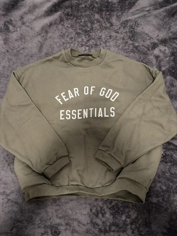 Fear of God Essentials Crewneck 2