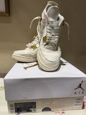 Jordan — Jordan 4 Retro — Sneaker — resale