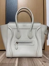 Celine — Celine Luggage Shopper Handbag — Handbag — resale